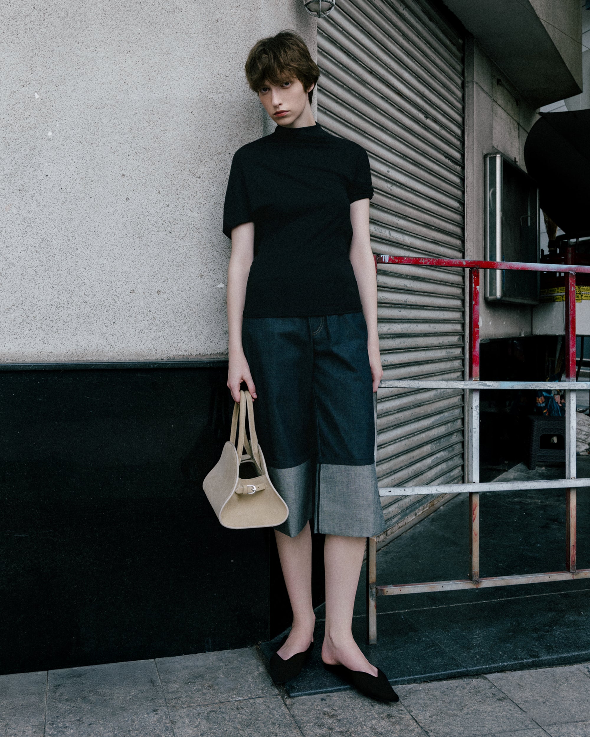 MOKI Capri Pants